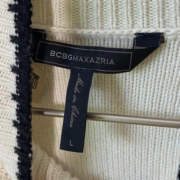BCBGMaxAzria 3D Knit Black Trim Sweater - Women's Size L - Picture 3 of 4